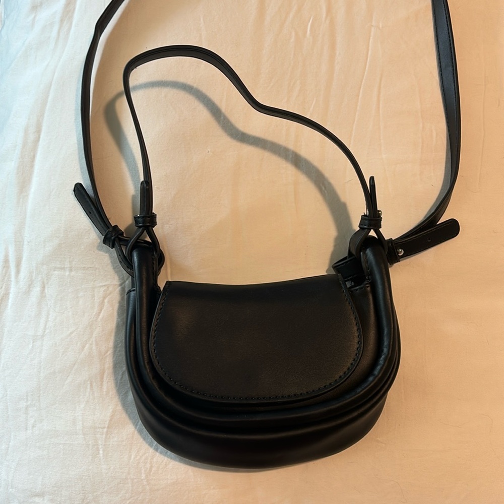 Black purse from Amazon